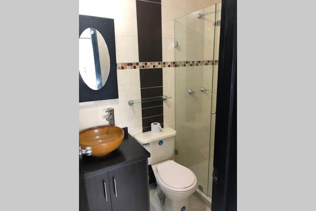 Apartamento Amoblado Con Excelente Ubicacion Pereira Bagian luar foto