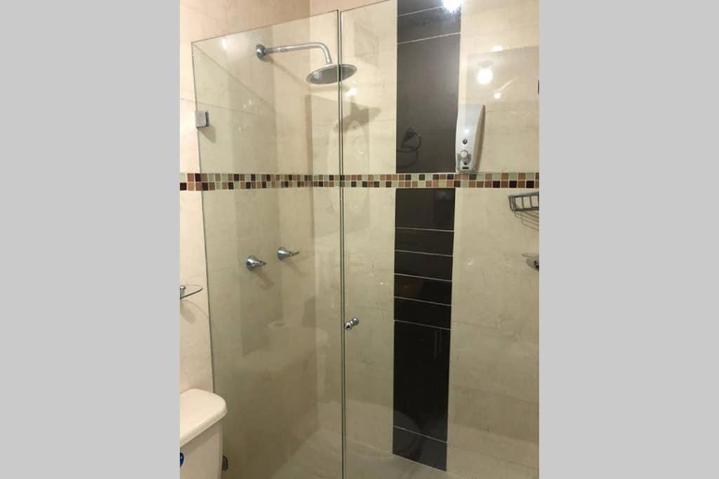Apartamento Amoblado Con Excelente Ubicacion Pereira Bagian luar foto